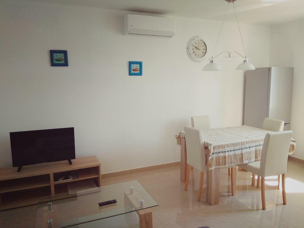 Apartman Postira Rot Kültér fotó
